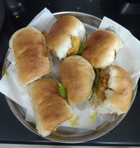 Vada pav